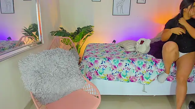 LusyKitty online show from 09/25/25, 03:27