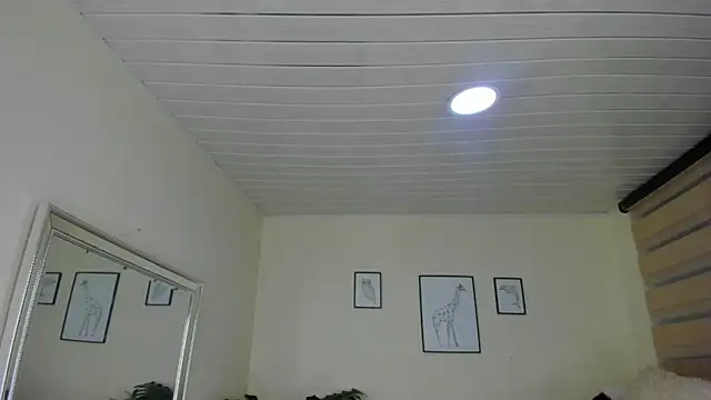 LusyKitty online show from 10/01/25, 03:29