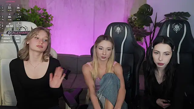 VivianSweet  online show from 04/25/26, 01:41