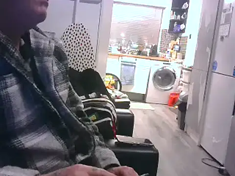 hefin18 online show from 01/28/25, 08:26