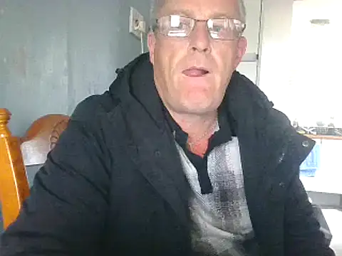 hefin18 online show from 02/11/25, 11:54