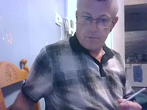 hefin18 online show from 02/12/25, 08:40