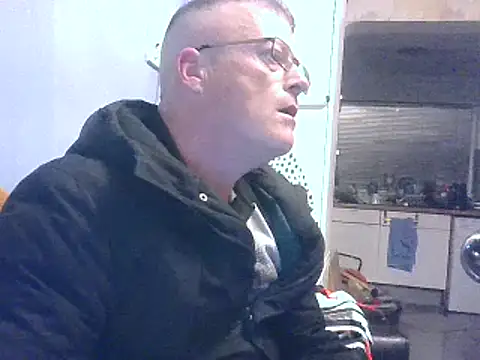 hefin18 online show from 02/13/25, 08:03