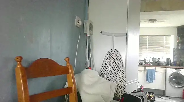 hefin18 online show from 02/23/25, 12:05