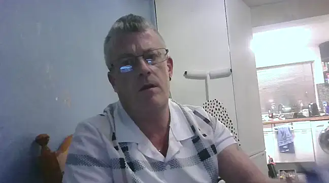 hefin18 online show from 03/05/25, 10:32