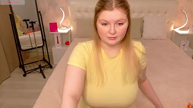 AmeliaDiamond online show from 11/24/25, 09:58