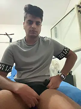 Snapshot of Noam7080z chatting on 11/23/25, 05:35 Noam7080z online show from 11/23/25, 05:35