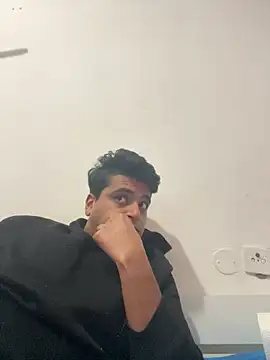 Snapshot of Noam7080z chatting on 02/01/26, 06:06 Noam7080z online show from 02/01/26, 06:06