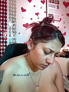 Snapshot of Nicol_V chatting on 02/28/26, 04:46 Nicol V online show from 02/28/26, 04:46