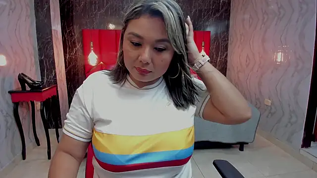 LatinaHoleQueen online show from 06/27/26, 03:17