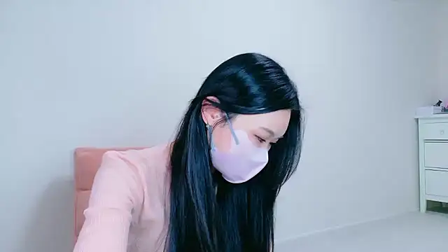 ramuchan desu online show from 11/06/25, 02:23