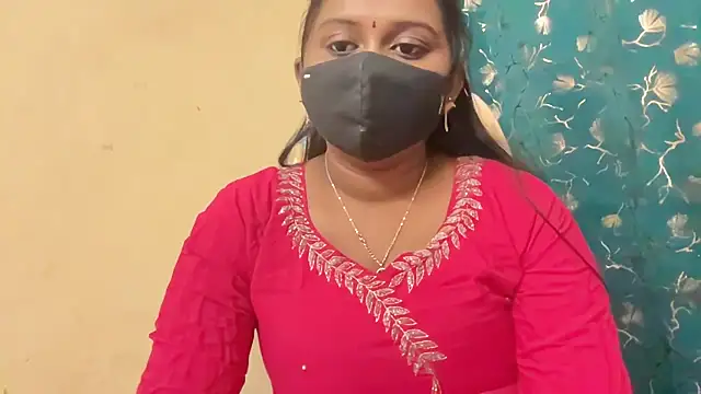Pavani-Sexy online show from 04/25/26, 05:21
