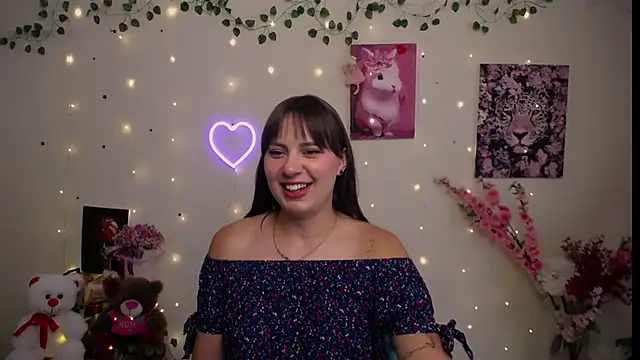 Amanda Bright  online show from 07/22/26, 12:30