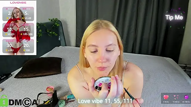 Anna Chelsea online show from 11/04/25, 12:43