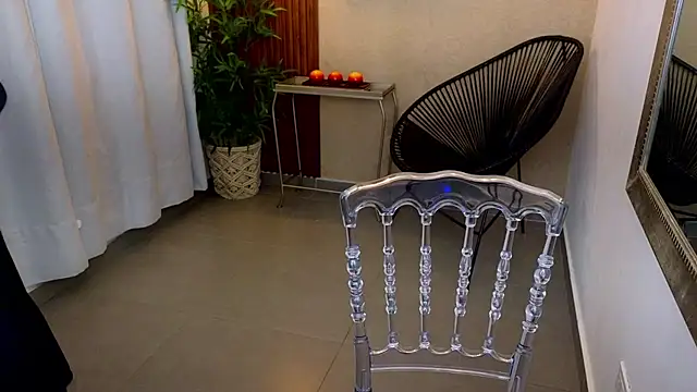 Lia Mar  online show from 11/22/25, 06:07