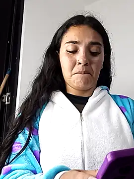 meli  brown online show from 11/01/25, 03:19