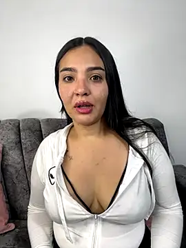 meli  brown online show from 11/27/25, 03:52