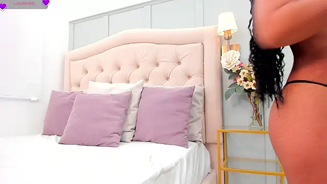 Snapshot of katia_harrison_ chatting on 10/03/25, 05:10 katia harrison online show from 10/03/25, 05:10