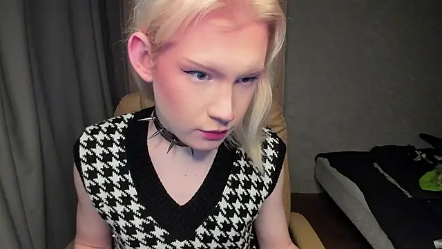 Snapshot of Sasyhk0 chatting on 01/15/26, 08:01 Sasyhk0 online show from 01/15/26, 08:01