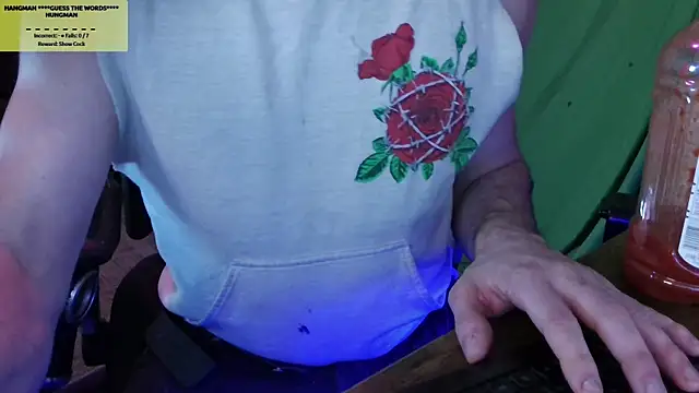 MasterDaddyCool online show from 10/27/25, 04:22