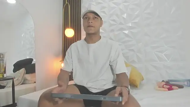 Ricky Owens1 online show from 10/08/25, 01:53