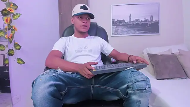 Ricky Owens1 online show from 11/04/25, 09:03