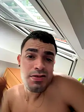 Snapshot of joseemontilla chatting on 09/16/25, 05:14 joseemontilla online show from 09/16/25, 05:14