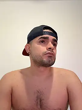 Snapshot of joseemontilla chatting on 05/07/26, 06:35 joseemontilla online show from 05/07/26, 06:35