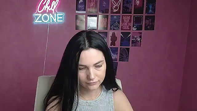 Lune Moon online show from 10/23/25, 05:18