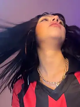 Snapshot of mandy222_ chatting on 11/25/25, 05:07 mandy222 online show from 11/25/25, 05:07