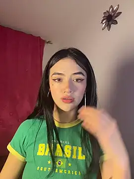 Snapshot of mandy222_ chatting on 01/17/26, 02:27 mandy222 online show from 01/17/26, 02:27