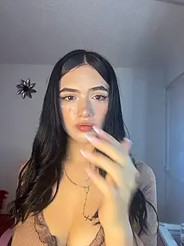 Snapshot of mandy222_ chatting on 03/12/26, 05:35 mandy222 online show from 03/12/26, 05:35