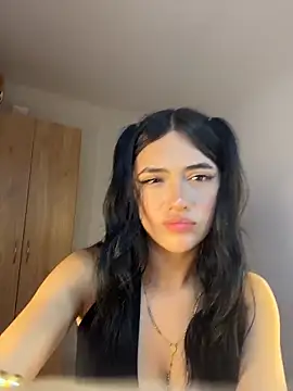 Snapshot of mandy222_ chatting on 04/06/26, 05:52 mandy222 online show from 04/06/26, 05:52