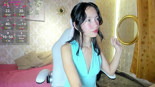 LilyThea online show from 04/24/26, 08:11