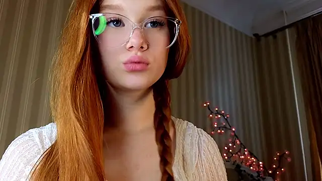 Juuulia  online show from 06/27/26, 02:23