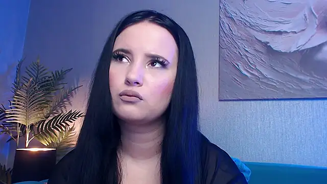 Snapshot of MikaSnake chatting on 09/29/25, 08:46 MikaSnake online show from 09/29/25, 08:46