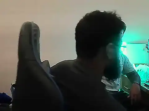 Snapshot of Dollseye chatting on 09/27/25, 05:18 Dollseye online show from 09/27/25, 05:18