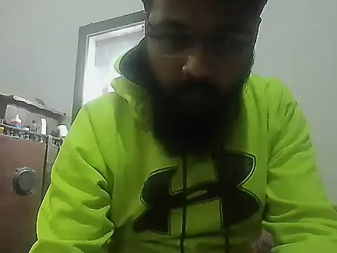 Snapshot of Dollseye chatting on 11/13/25, 06:29 Dollseye online show from 11/13/25, 06:29