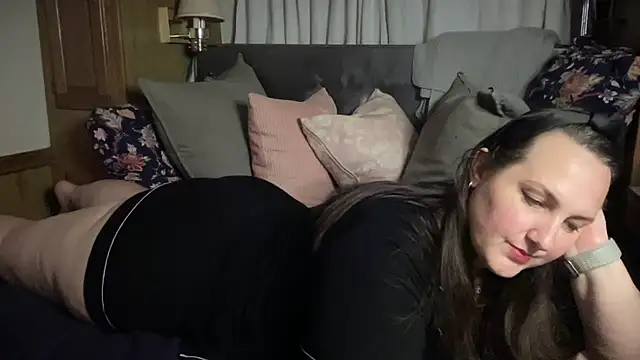 Just Trudy online show from 12/04/25, 02:10