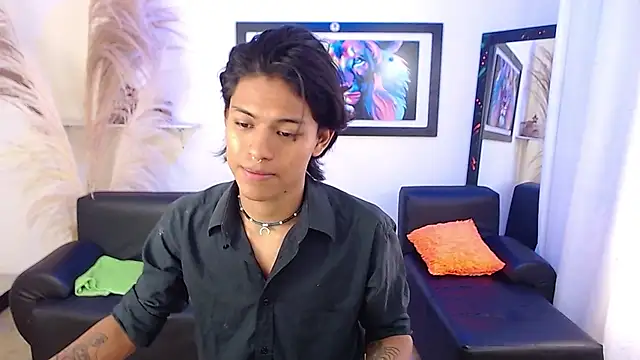 Snapshot of dreyk20 chatting on 10/08/25, 01:53 dreyk20 online show from 10/08/25, 01:53