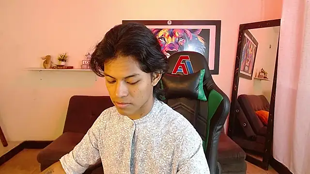 Snapshot of dreyk20 chatting on 11/01/25, 02:08 dreyk20 online show from 11/01/25, 02:08