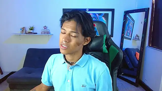 Snapshot of dreyk20 chatting on 11/05/25, 01:55 dreyk20 online show from 11/05/25, 01:55