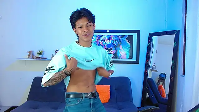 Snapshot of dreyk20 chatting on 11/10/25, 08:30 dreyk20 online show from 11/10/25, 08:30