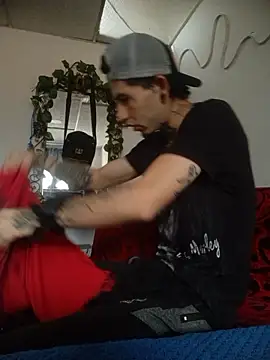 Tattoboy19cm online show from 12/17/25, 03:40