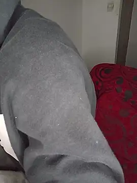 Snapshot of Tattoboy19cm chatting on 03/18/26, 05:10 Tattoboy19cm online show from 03/18/26, 05:10