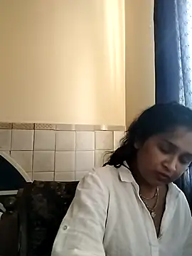 cute indianxo online show from 06/25/26, 10:31