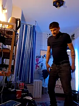 Snapshot of a7ex chatting on 01/13/25, 06:05 a7ex online show from 01/13/25, 06:05