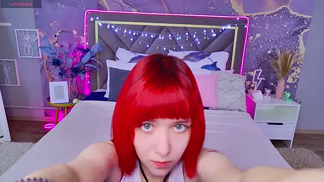 Snapshot of Ketrin_Jones chatting on 10/12/25, 05:17 Ketrin Jones online show from 10/12/25, 05:17