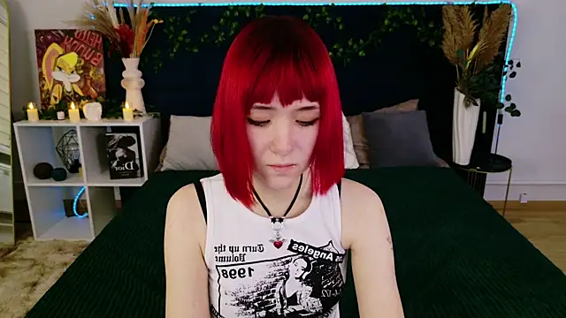 Snapshot of Ketrin_Jones chatting on 10/13/25, 05:07 Ketrin Jones online show from 10/13/25, 05:07