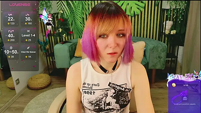 Snapshot of Ketrin_Jones chatting on 01/12/26, 05:07 Ketrin Jones online show from 01/12/26, 05:07